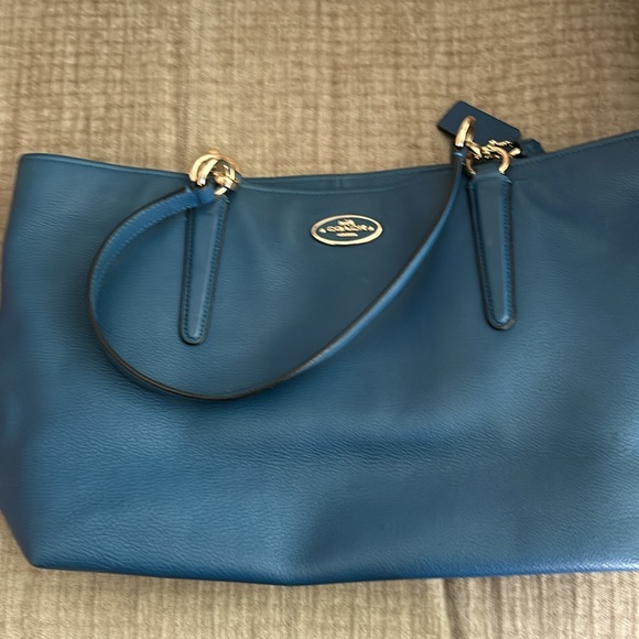 Coach blue Chicago,Ellis Tote with zipper closure inside pocket with zipper - Picture 8 of 8